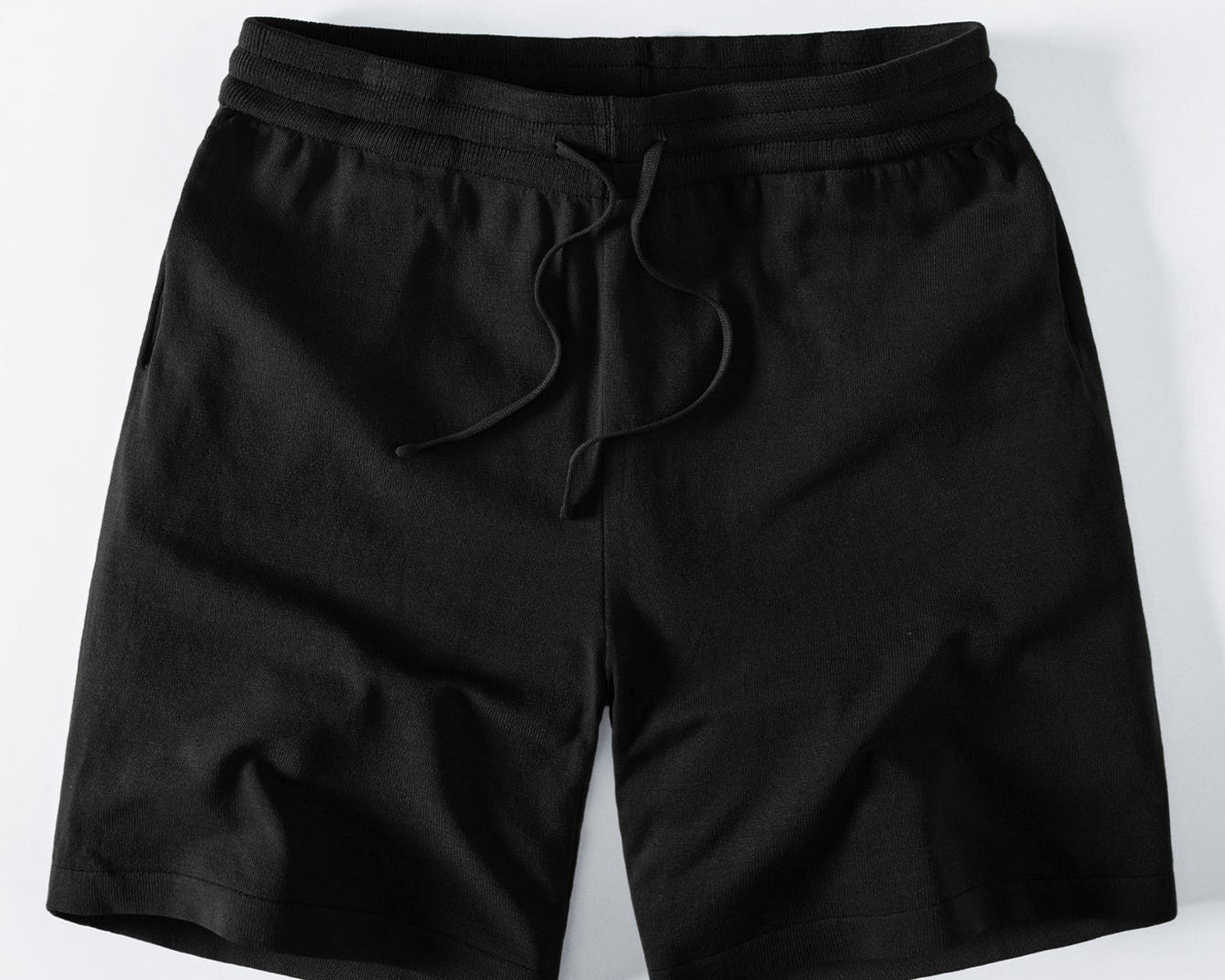 Kratke Pantalone sa Šnalanjem