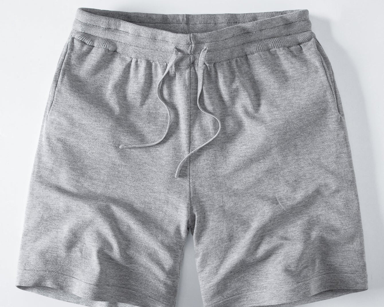Kratke Pantalone sa Šnalanjem