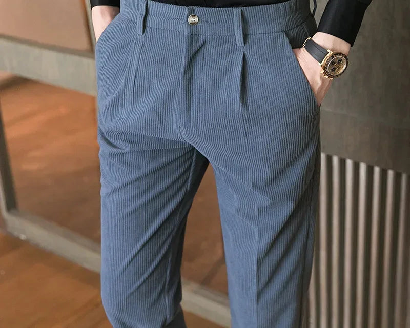 Elegantne Pantalone od Kordura